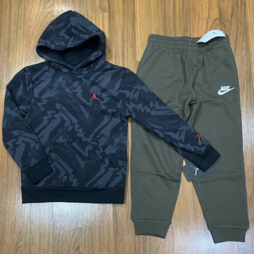 Nike Air Jordan Youth 2pc Set Boy Hoodie PANTS Tracksuit Multicolor Size 6/7 New